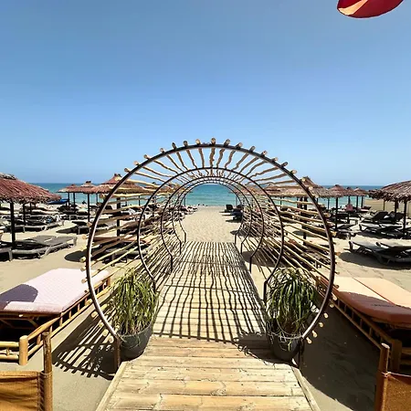 Lola Torremolinos